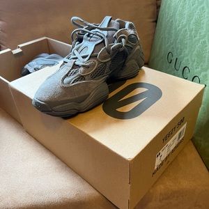 YEEZY 500 'GRANITE'
